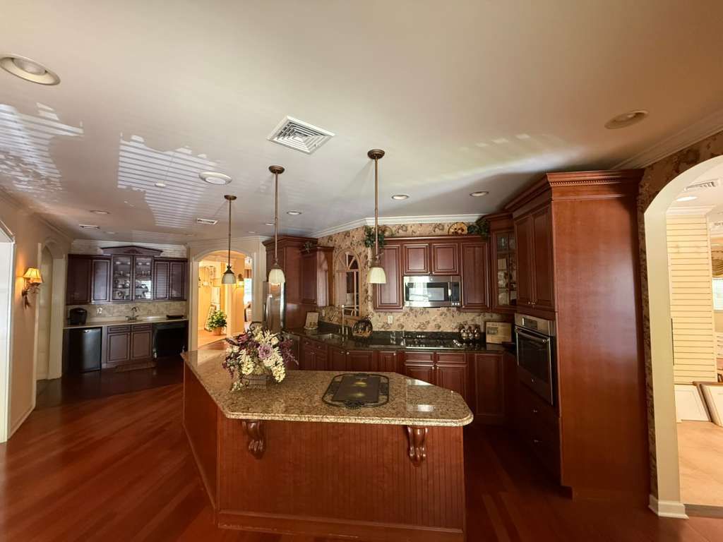 Example gallery image - Floor plan 803A